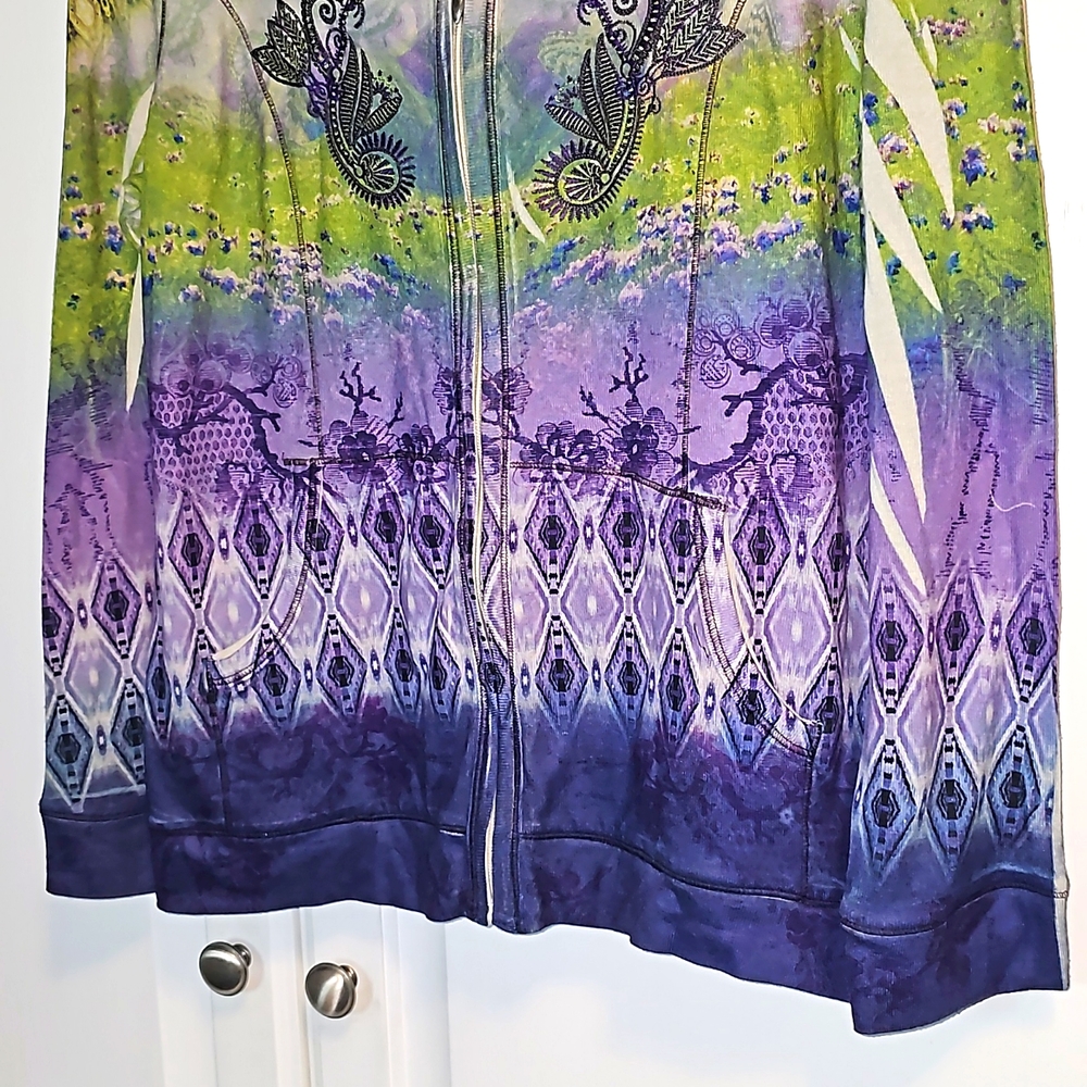 Hoodie - Picture 5 of 9